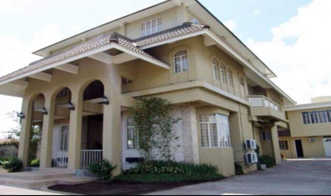 Citi Garden Suites Naga  Εξωτερικό φωτογραφία